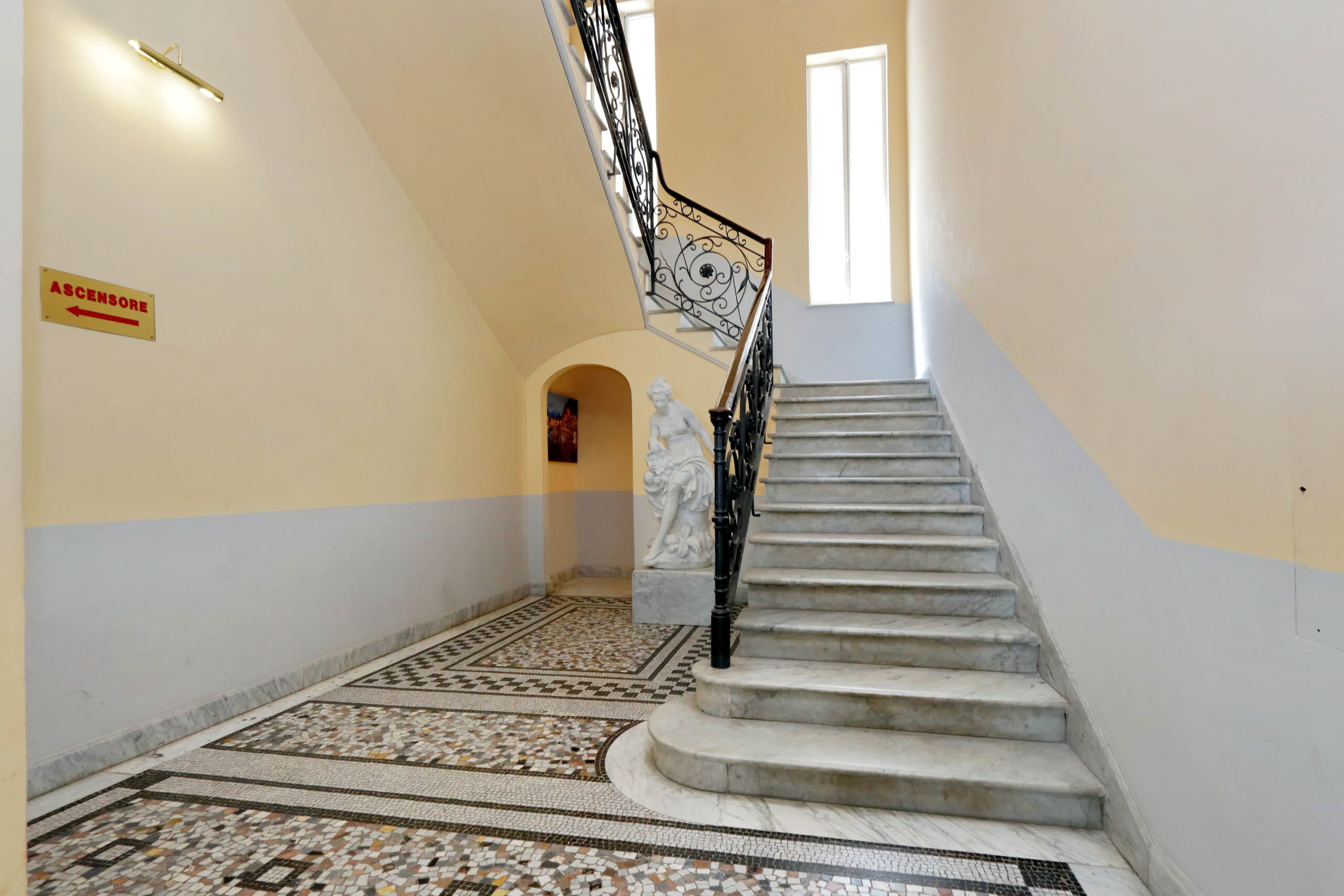Relais Vittoria Colonna Appartamento su due livelli (10)